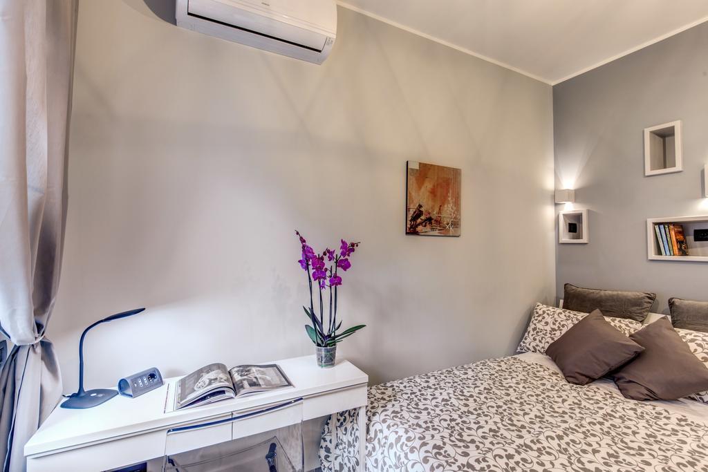 Lux Roma
